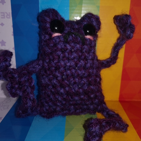 Leggy frogs - Picture 1 of 3